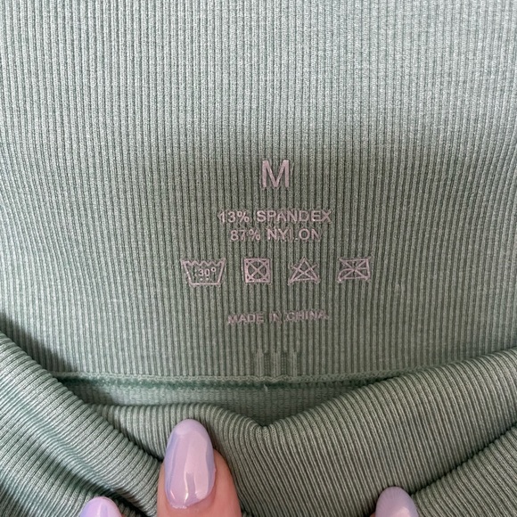 NVGTN Contour Seamless Leggings - Picture 3 of 4